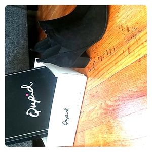 TOPANGA-40 /black suede pumps